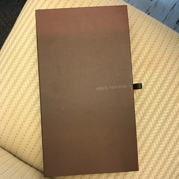 Authentic Louis Vuitton Zippy wallet box - Picture 2 of 2